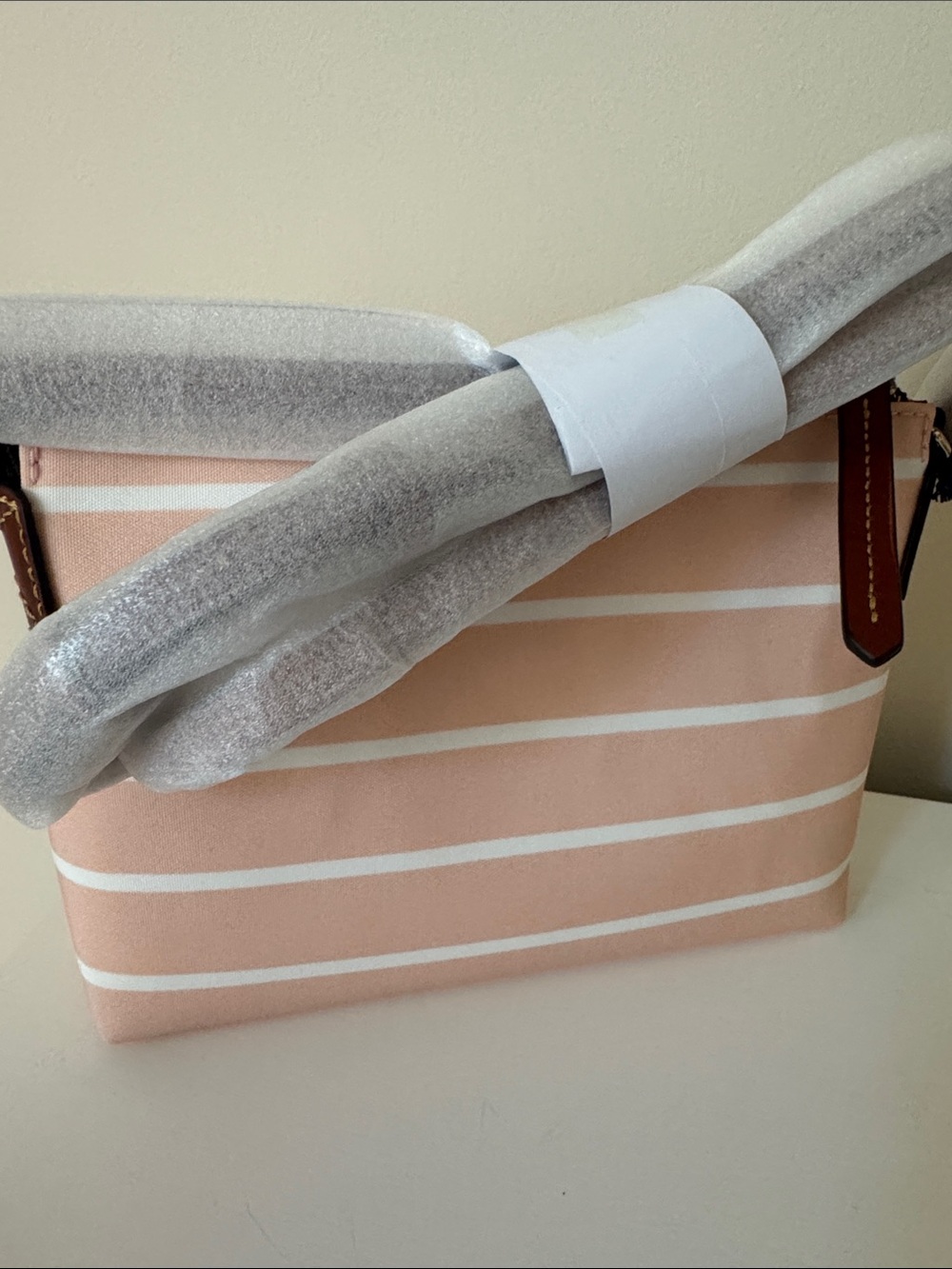 Dooney & Bourke Pink and White Striped Pebble Crossbody Bag NWT - Picture 3 of 6